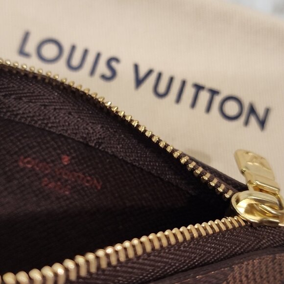 New! 100% Authentic!! Louis Vuitton Damier Ebene Key Pouch - Picture 5 of 12